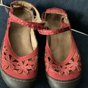 Jambu Red Wildflower Sandals Size 8